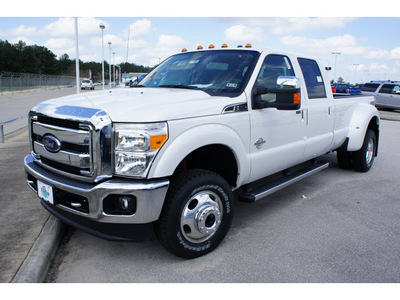 ford f 350 super duty 2012 white lariat biodiesel 8 cylinders 4 wheel drive automatic with overdrive 77388