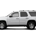 chevrolet tahoe 2012 silver suv flex fuel 8 cylinders 2 wheel drive 6 spd auto,elec cntlled onstar, 6 m 77090