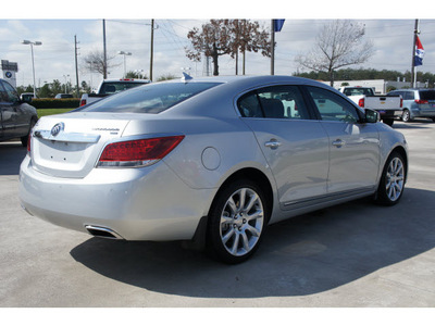 buick lacrosse 2011 silver sedan cxs gasoline 6 cylinders front wheel drive automatic 77090