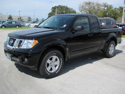 nissan frontier 2012 black sv gasoline 4 cylinders 2 wheel drive automatic 33884