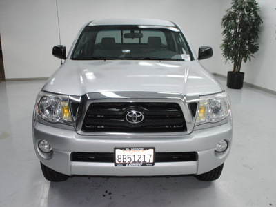 toyota tacoma 2006 silver prerunner v6 gasoline 6 cylinders rear wheel drive automatic 91731