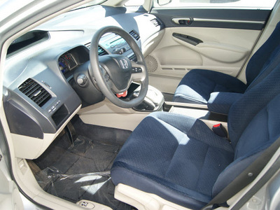 honda civic 2007 alabaster silver sedan hybrid hybrid 4 cylinders front wheel drive automatic 80905