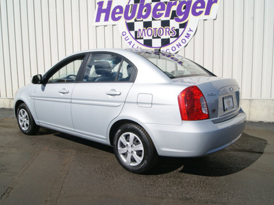 hyundai accent 2010 silver sedan gls gasoline 4 cylinders front wheel drive automatic 80905