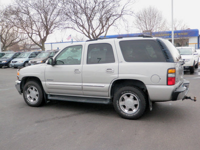 gmc yukon 2005 silver suv slt 4wd dvd flex fuel 8 cylinders 4 wheel drive automatic 55124