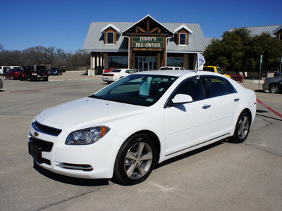 chevrolet malibu 2012 white sedan lt flex fuel 4 cylinders front wheel drive automatic 76087