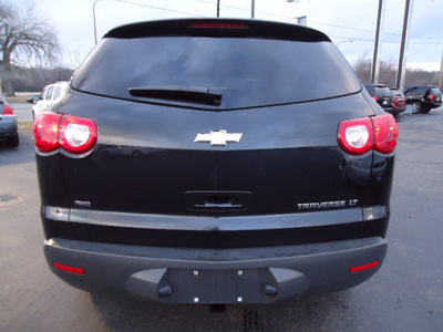 chevrolet traverse 2010 black suv lt gasoline 6 cylinders all whee drive automatic 60007