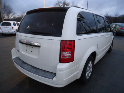 chrysler town and country 2008 white van touring gasoline 6 cylinders front wheel drive automatic 60007