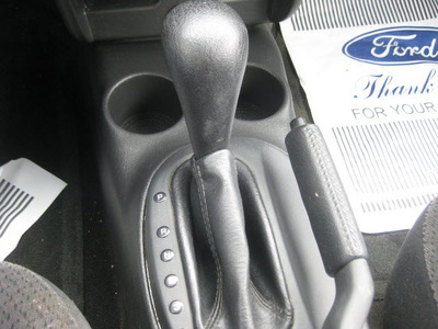 dodge stratus 2004 silver sedan se gasoline 4 cylinders dohc front wheel drive automatic 62863