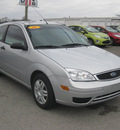 ford focus 2006 silver coupe zx3 s gasoline 4 cylinders front wheel drive 5 speed manual 62863