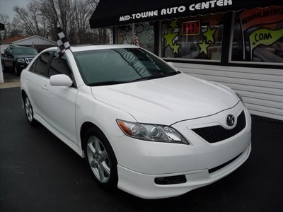 toyota camry 2009 white sedan se v6 gasoline 6 cylinders front wheel drive automatic 45005