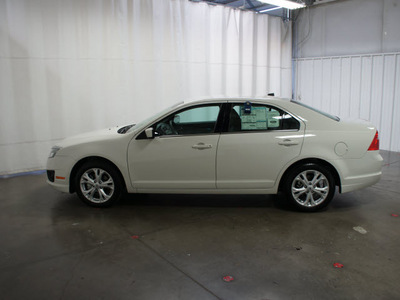 ford fusion 2012 white sedan se flex fuel 6 cylinders front wheel drive automatic 76108