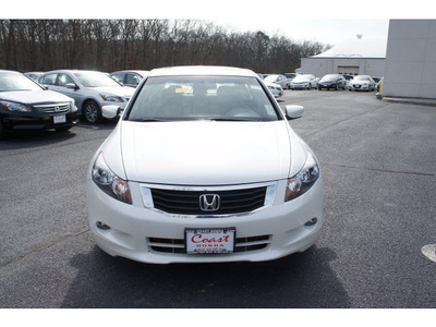 honda accord 2009 white diamond sedan ex l v6 gasoline 6 cylinders front wheel drive automatic 08750