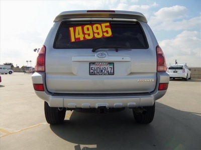 toyota 4runner 2004 silver suv limited gasoline 6 cylinders rear wheel drive automatic 90241