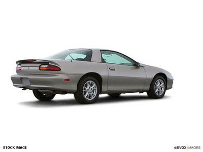 chevrolet camaro 2001 hatchback gasoline 6 cylinders rear wheel drive not specified 80910