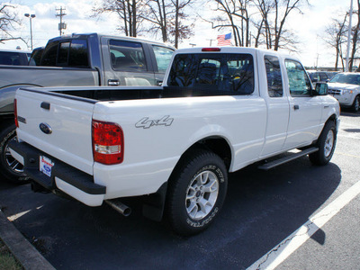 ford ranger 2011 white xlt gasoline 6 cylinders 4 wheel drive automatic 08753