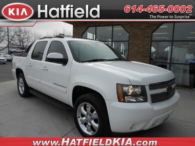 chevrolet avalanche 2007 white pickup truck lt 1500 flex fuel 8 cylinders 4 wheel drive automatic 43228