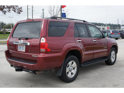 toyota 4runner 2007 maroon suv sr5 gasoline 6 cylinders 4 wheel drive automatic 77090