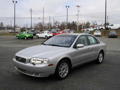 volvo s80 2005 silver sedan 2 5t gasoline 5 cylinders front wheel drive automatic 27215