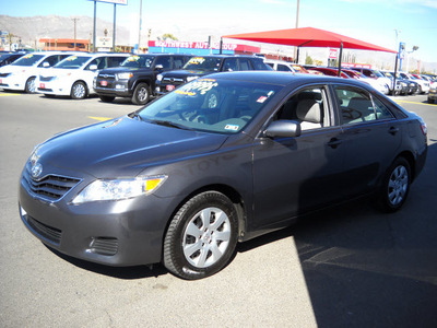 toyota camry 2011 gray sedan gasoline 4 cylinders front wheel drive automatic 79925