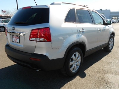 kia sorento 2012 silver suv lx gasoline 4 cylinders front wheel drive automatic 43228