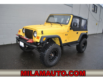 jeep wrangler 2006 yellow suv x gasoline 6 cylinders 4 wheel drive 6 speed manual 98371