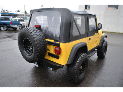 jeep wrangler 2006 yellow suv x gasoline 6 cylinders 4 wheel drive 6 speed manual 98371