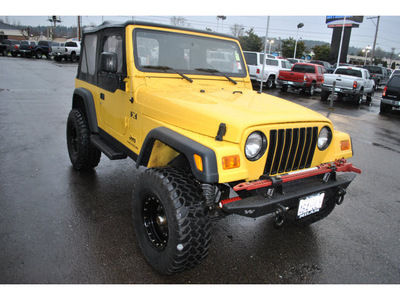 jeep wrangler 2006 yellow suv x gasoline 6 cylinders 4 wheel drive 6 speed manual 98371