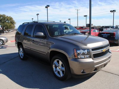 chevrolet tahoe 2011 gray suv lt flex fuel 8 cylinders 2 wheel drive automatic 76087