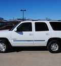 gmc yukon 2005 white suv gasoline 8 cylinders rear wheel drive automatic 76087