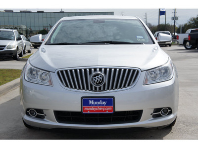buick lacrosse 2011 silver sedan cxl gasoline 6 cylinders front wheel drive 6 speed automatic 77090