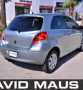 toyota yaris 2009 silver hatchback gasoline 4 cylinders front wheel drive automatic 32771