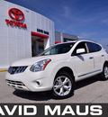nissan rogue 2011 white sv gasoline 4 cylinders front wheel drive automatic 32771