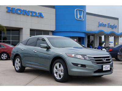 honda crosstour 2012 lt  green ex l gasoline 6 cylinders front wheel drive automatic 77065