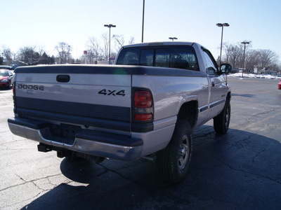 dodge 1500 ram 1998 silver pickup truck 4x4 gasoline v8 4 wheel drive automatic 61008