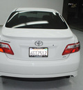 toyota camry 2009 white sedan se gasoline 4 cylinders front wheel drive automatic 91731