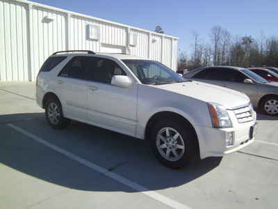 cadillac srx 2006 white suv gasoline 6 cylinders rear wheel drive automatic 75503