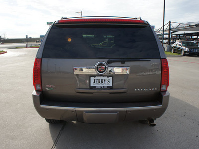 cadillac escalade 2011 gray suv flex fuel 8 cylinders all whee drive automatic 76087