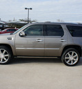 cadillac escalade 2011 gray suv flex fuel 8 cylinders all whee drive automatic 76087