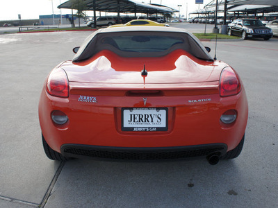 pontiac solstice 2008 orange gasoline 4 cylinders rear wheel drive automatic 76087