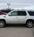 cadillac escalade 2011 silver suv flex fuel 8 cylinders all whee drive automatic 76087