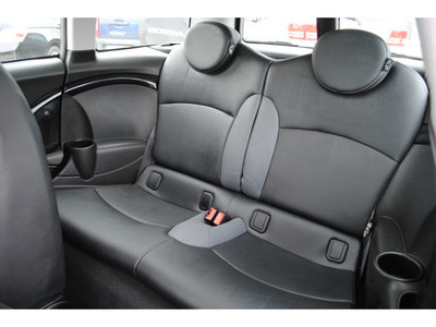 mini cooper clubman 2010 black hatchback gasoline 4 cylinders front wheel drive autostick 77065