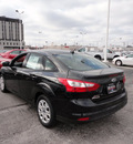 ford focus 2012 black sedan se gasoline 4 cylinders front wheel drive automatic with overdrive 60546