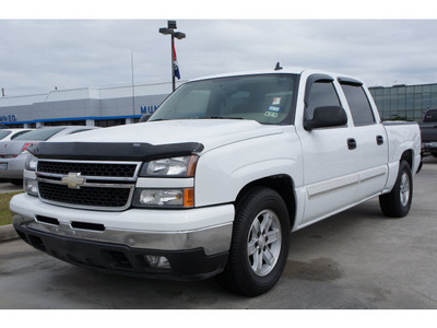 chevrolet silverado 1500 2006 white lt1 flex fuel 8 cylinders rear wheel drive automatic 77090