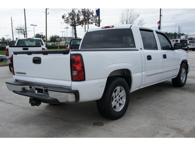 chevrolet silverado 1500 2006 white lt1 flex fuel 8 cylinders rear wheel drive automatic 77090