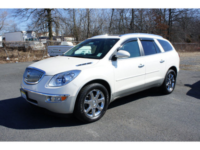 buick enclave 2008 off white suv cxl gasoline 6 cylinders all whee drive automatic with overdrive 08902