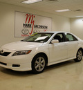 toyota camry 2011 white sedan se gasoline 4 cylinders front wheel drive automatic 27707