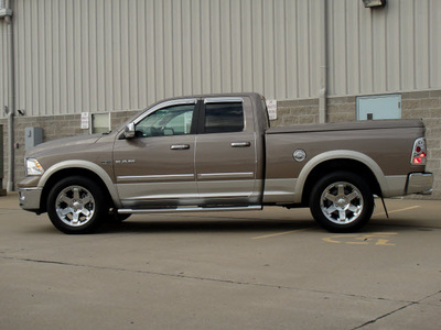 dodge ram 1500 2010 dk  brown pickup truck laramie gasoline 8 cylinders 2 wheel drive automatic 62034