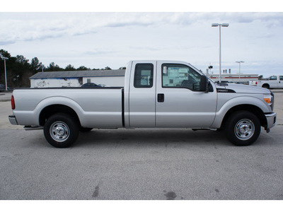 ford f 250 super duty 2012 silver xl flex fuel 8 cylinders 2 wheel drive automatic with overdrive 77388