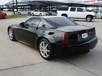 cadillac xlr 2004 black gasoline 8 cylinders rear wheel drive automatic 76087