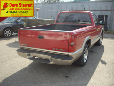 chevrolet s 10 1998 red pickup truck ls gasoline 4 cylinders rear wheel drive automatic 43560